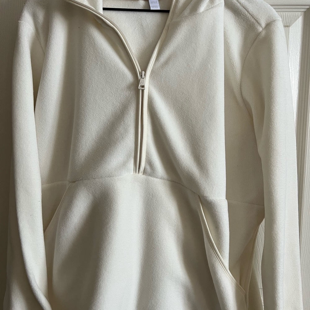 Beyond Yoga Ivory Fleece Pullover - Picture 2 of 5